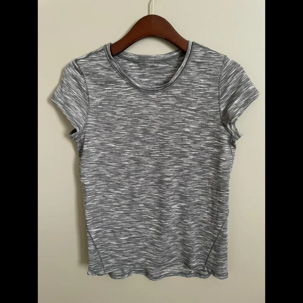 Lululemon Another Mile Short Sleeve 8 - Picture 5 of 7